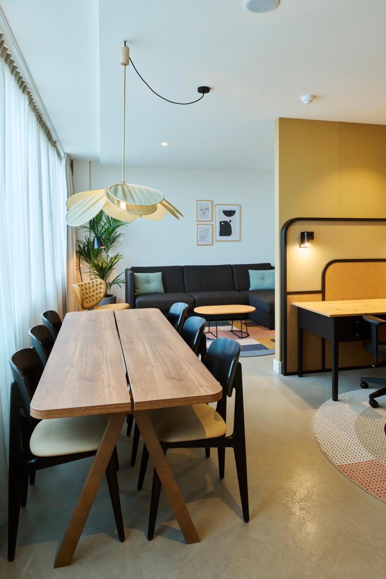 Aparthotel Cityden West
